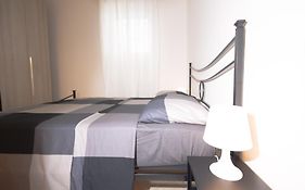 Delightful Apartment Close To The Center